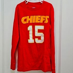 Youth Medium Mahomes long sleeve